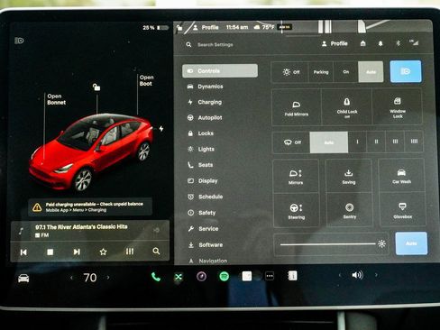 Used 2021 Tesla Model Y Long Range image 23