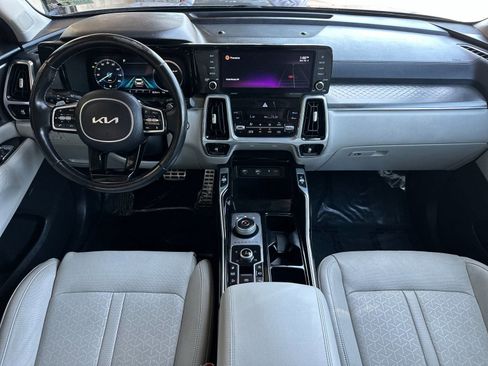 Used 2022 Kia Sorento SX Prestige AWD/4WD image 15