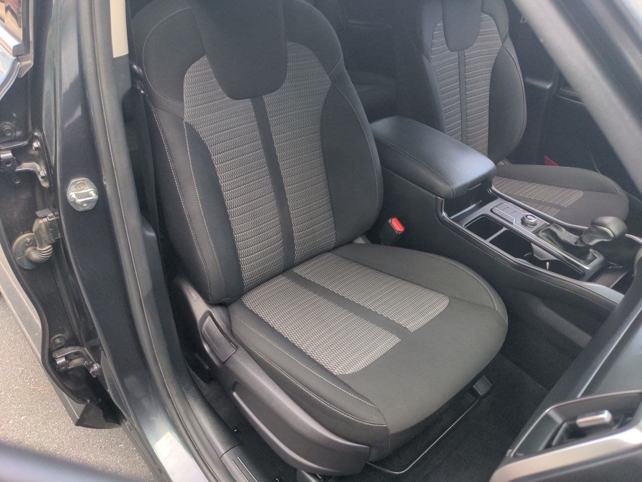 Used 2022 Kia Sorento LX AWD/4WD image 44