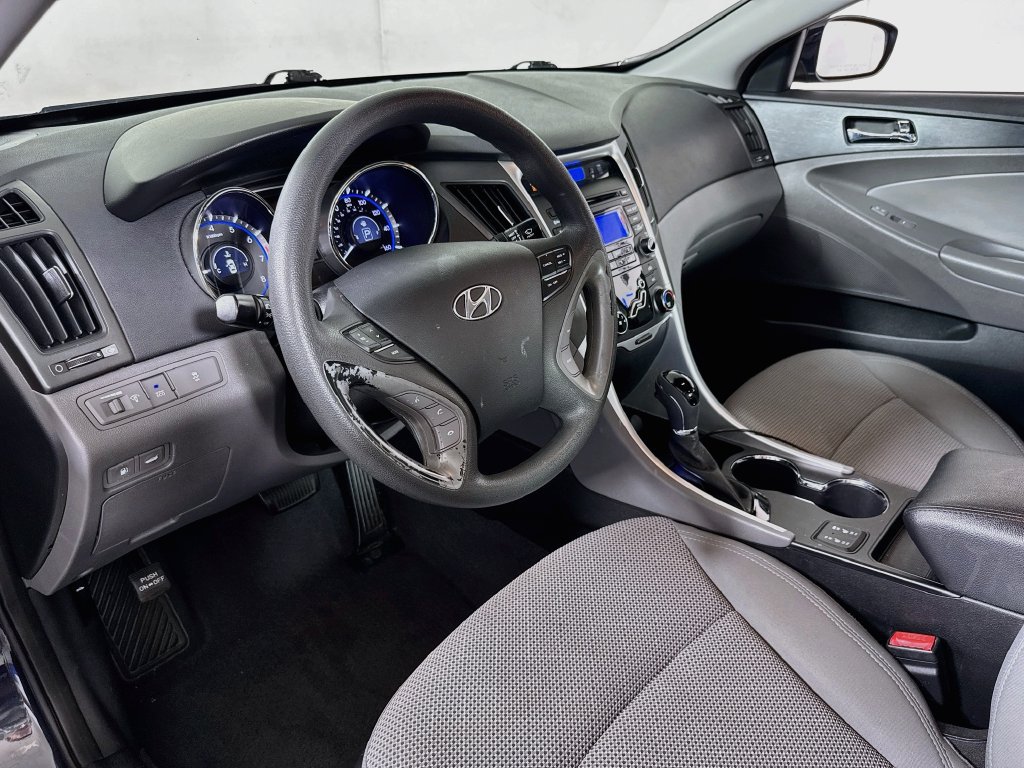 Used 2013 Hyundai Sonata GLS w/ Popular Equipment Pkg FWD image 9