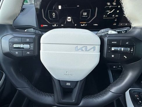 Used 2025 Kia K4 GT-Line image 22