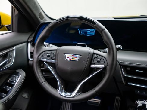 Certified 2025 Cadillac CT5 V Blackwing w/ Carbon Fiber 2 Package RWD image 13