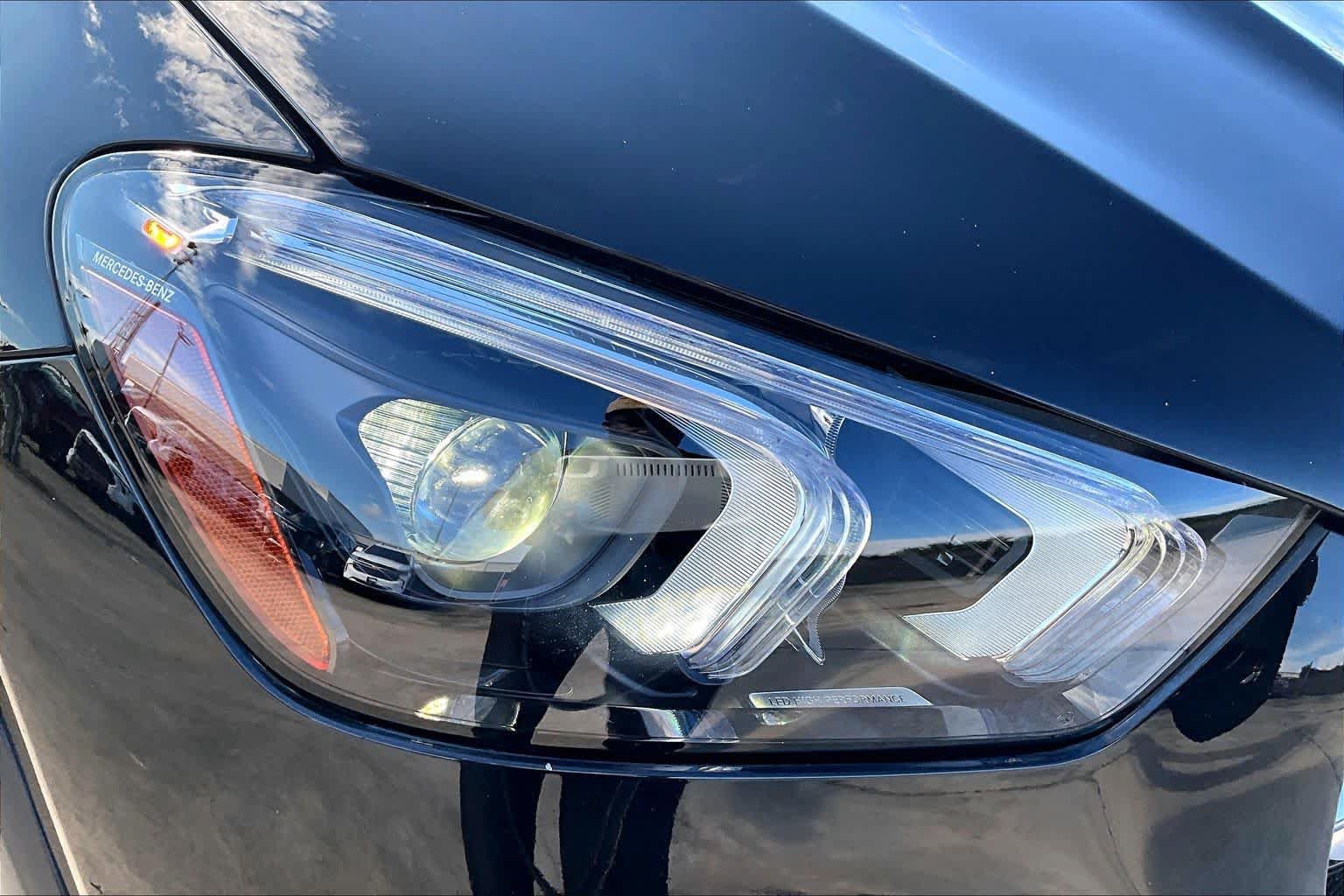 Used 2021 Mercedes-Benz GLE 350 w/ Premium Package image 28