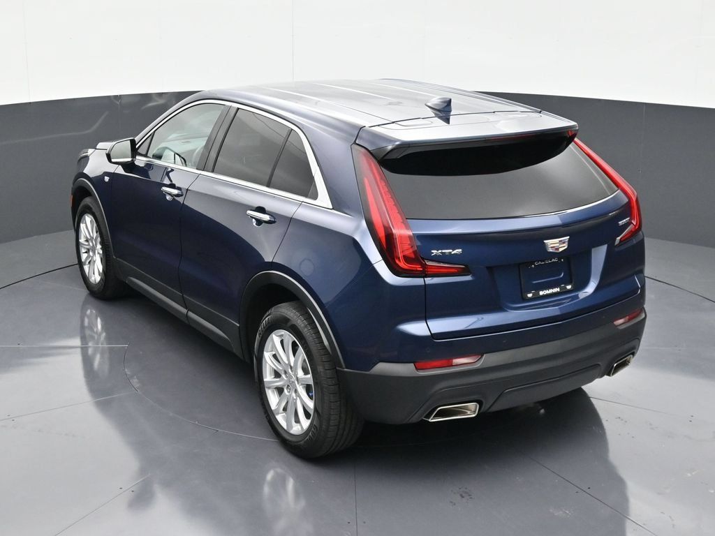 Certified 2021 Cadillac XT4 Luxury w/ Driver Awareness Package FWD image 14