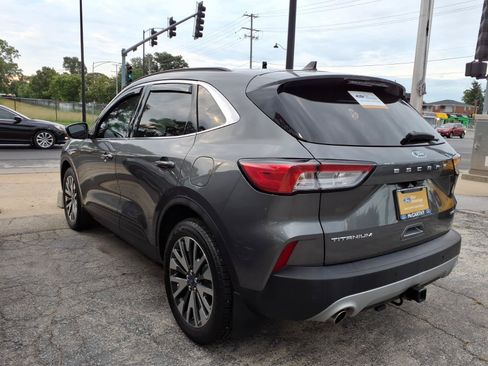 Certified 2022 Ford Escape Titanium w/ Class II Trailer Tow Package AWD/4WD image 5