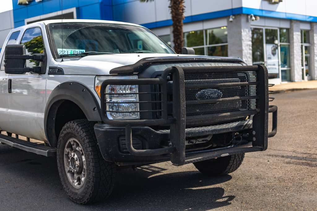 Used 2015 Ford F250 XL w/ Power Equipment Group AWD/4WD image 3