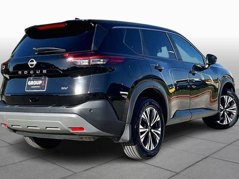 Certified 2022 Nissan Rogue SV image 13