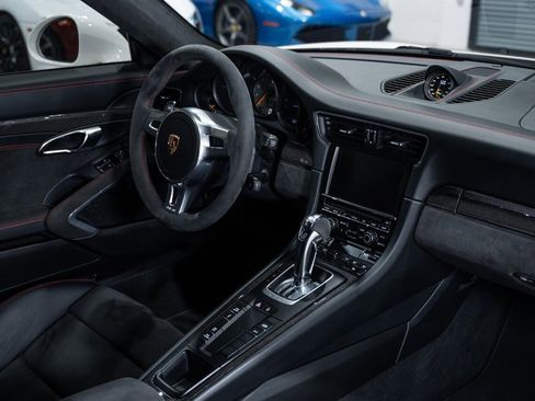 Used 2014 Porsche 911 GT3 RWD image 52