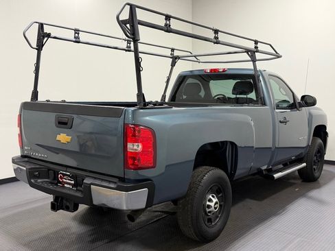 Used 2012 Chevrolet Silverado 2500 W/T w/ Snow Plow Prep Package image 5
