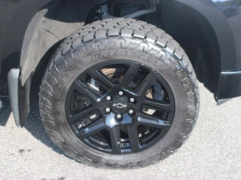 Used 2022 Chevrolet Silverado 1500 LT Trail Boss AWD/4WD image 37