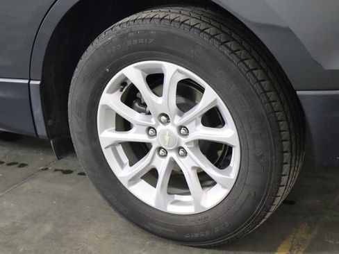Used 2020 Chevrolet Equinox LS FWD image 37