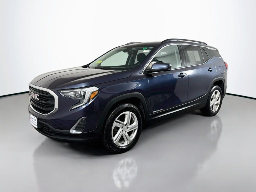 Used 2018 GMC Terrain SLE w/ Driver Convenience Package AWD/4WD image 2