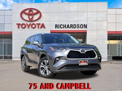 Used 2023 Toyota Highlander XLE