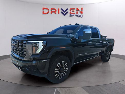 Used 2024 GMC Sierra 2500 Denali Ultimate image 6
