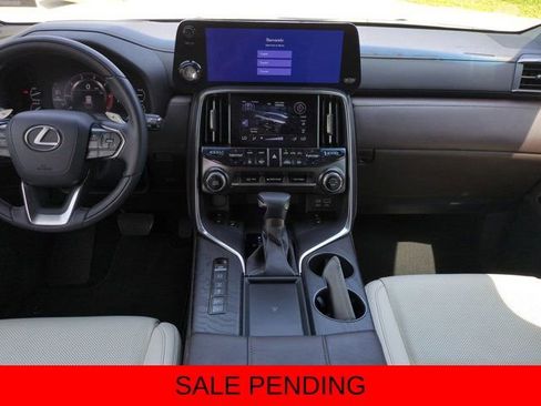 Certified 2022 Lexus LX 600 4WD w/ Appearance Package image 14