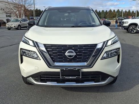 Used 2023 Nissan Rogue Platinum w/ Platinum Premium Package image 2