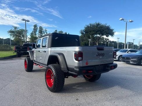 Used 2021 Jeep Gladiator Rubicon AWD/4WD image 4