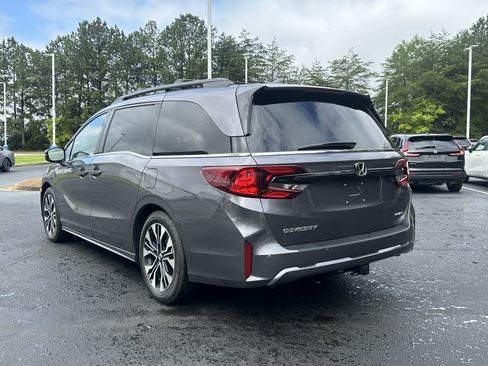 Used 2026 Honda Odyssey Elite image 18