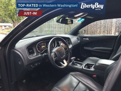 Used 2018 Dodge Charger SXT Plus w/ Quick Order Package 29J image 9