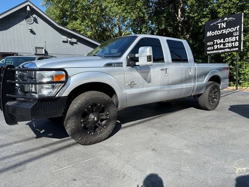 Used 2014 Ford F250 Lariat w/ Lariat Interior Package image 38