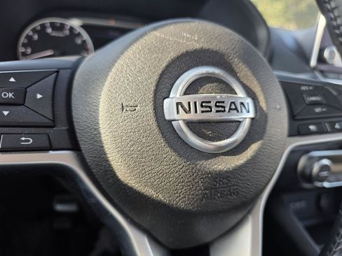 Used 2021 Nissan Sentra SV FWD image 37
