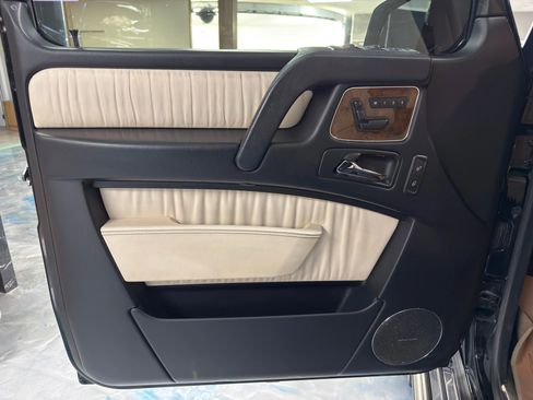 Used 2015 Mercedes-Benz G 550 image 9