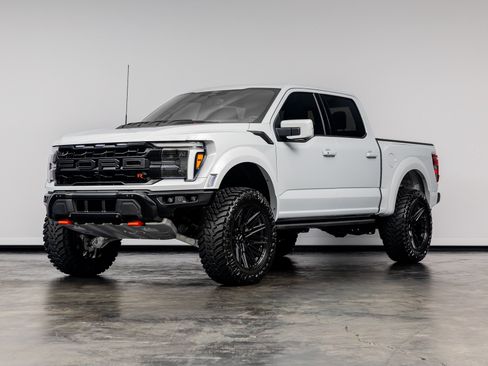 Used 2025 Ford F150 Raptor w/ Equipment Group 803A Raptor R AWD/4WD image 7