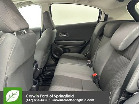 Used 2022 Honda HR-V EX image 17
