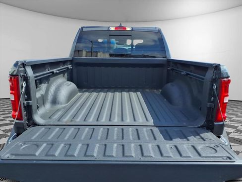 Used 2025 RAM 1500 Big Horn AWD/4WD image 13