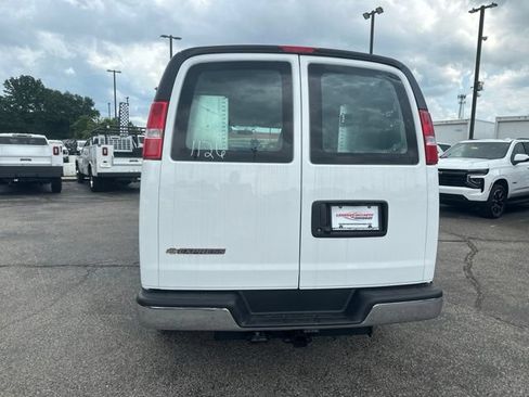 New 2026 Chevrolet Express 2500 w/ Communications Package RWD image 4