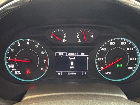 Used 2021 Chevrolet Malibu LT FWD image 36