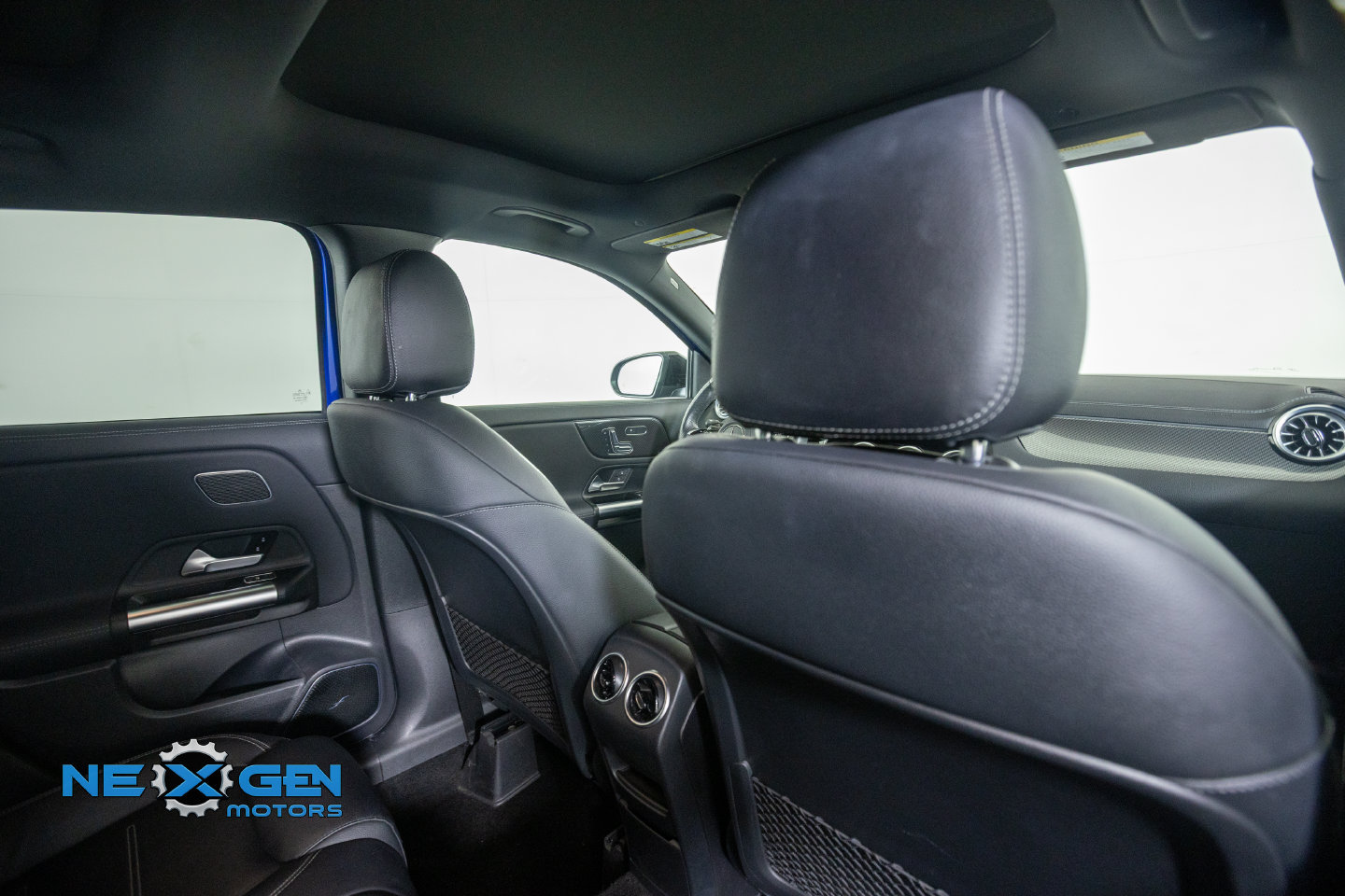 Used 2024 Mercedes-Benz GLA 35 AMG 4MATIC image 39