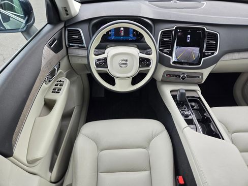 Certified 2023 Volvo XC90 B6 Plus w/ Protection Package Premier AWD/4WD image 16