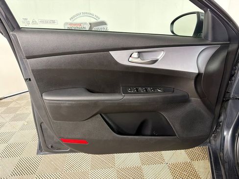 Used 2024 Kia Forte LXS image 10