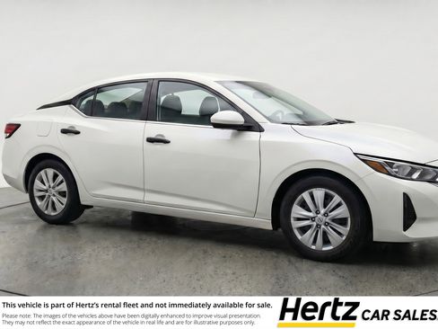 Used 2025 Nissan Sentra S image 1