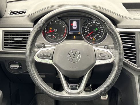 Used 2021 Volkswagen Atlas Cross Sport SE FWD image 23