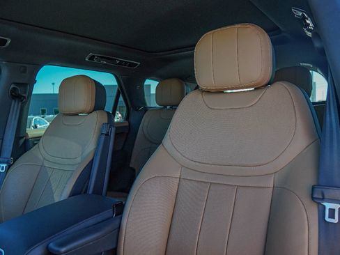 Used 2024 Land Rover Range Rover Sport Dynamic SE image 9