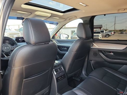 Used 2024 MAZDA CX-90 3.3 Turbo w/ Preferred Plus AWD/4WD image 16
