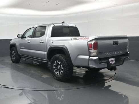 Used 2022 Toyota Tacoma TRD Off-Road AWD/4WD image 28