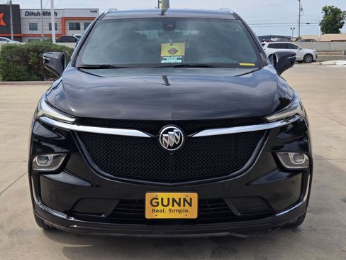 Certified 2024 Buick Enclave Essence w/ Sport Touring Edition FWD image 2