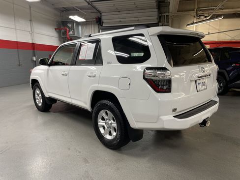 Used 2024 Toyota 4Runner SR5 Premium w/ Moonroof Package image 8
