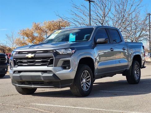 Certified 2023 Chevrolet Colorado LT w/ LT Convenience Package image 4