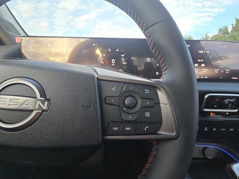 New 2026 Nissan Sentra SR image 12