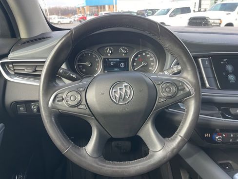 Used 2019 Buick Enclave Essence image 19