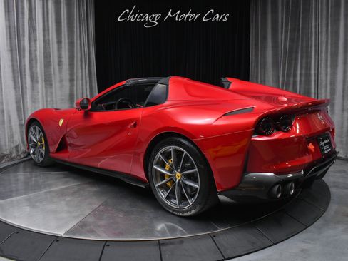 Used 2023 Ferrari 812 GTS RWD image 3