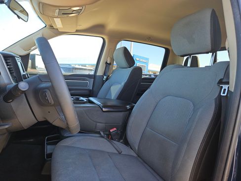 Used 2019 RAM 1500 Big Horn image 13