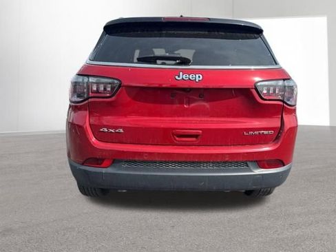 Used 2025 Jeep Compass Limited image 4