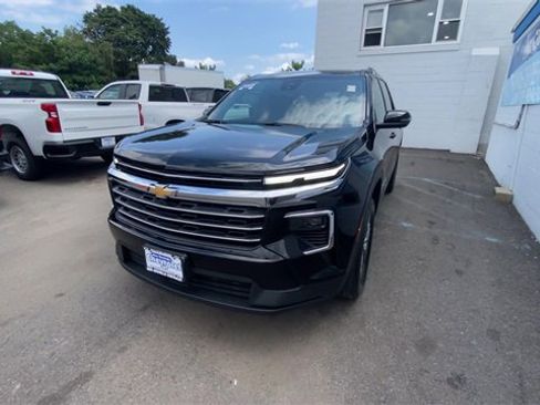 Certified 2025 Chevrolet Traverse LT image 4
