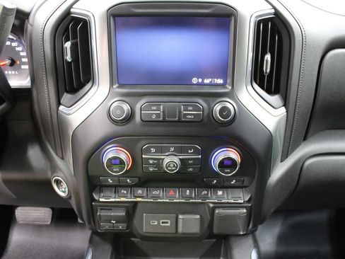 Used 2021 Chevrolet Silverado 1500 RST w/ True North Edition Plus AWD/4WD image 16