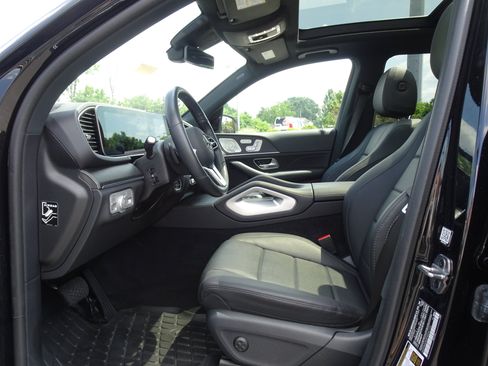 Used 2023 Mercedes-Benz GLE 350 4MATIC image 2